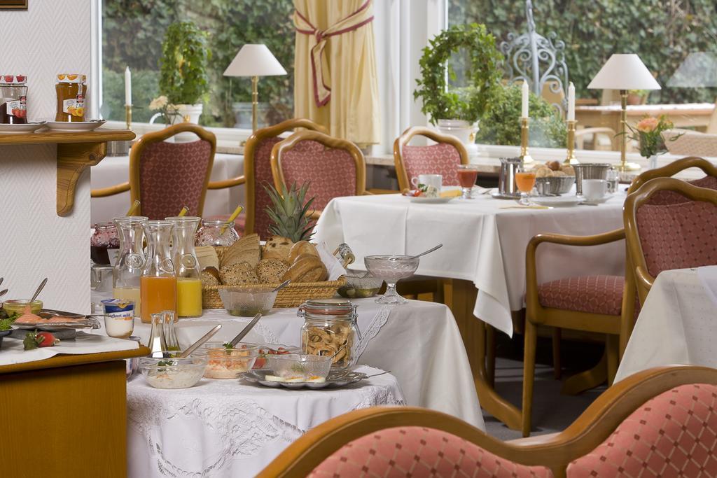 Hotel Parkfrieden Timmendorfer Strand Ngoại thất bức ảnh
