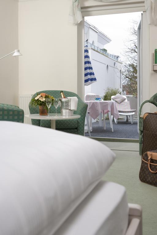 Hotel Parkfrieden Timmendorfer Strand Ngoại thất bức ảnh
